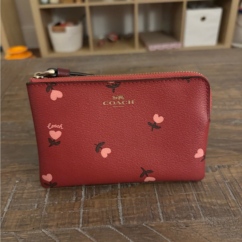 Coach Heart Floral Wristlet